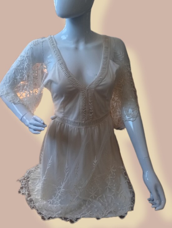 Boohoo Dresses & Skirts - Now $5. Boohoo Ivory Lace Mini Dress